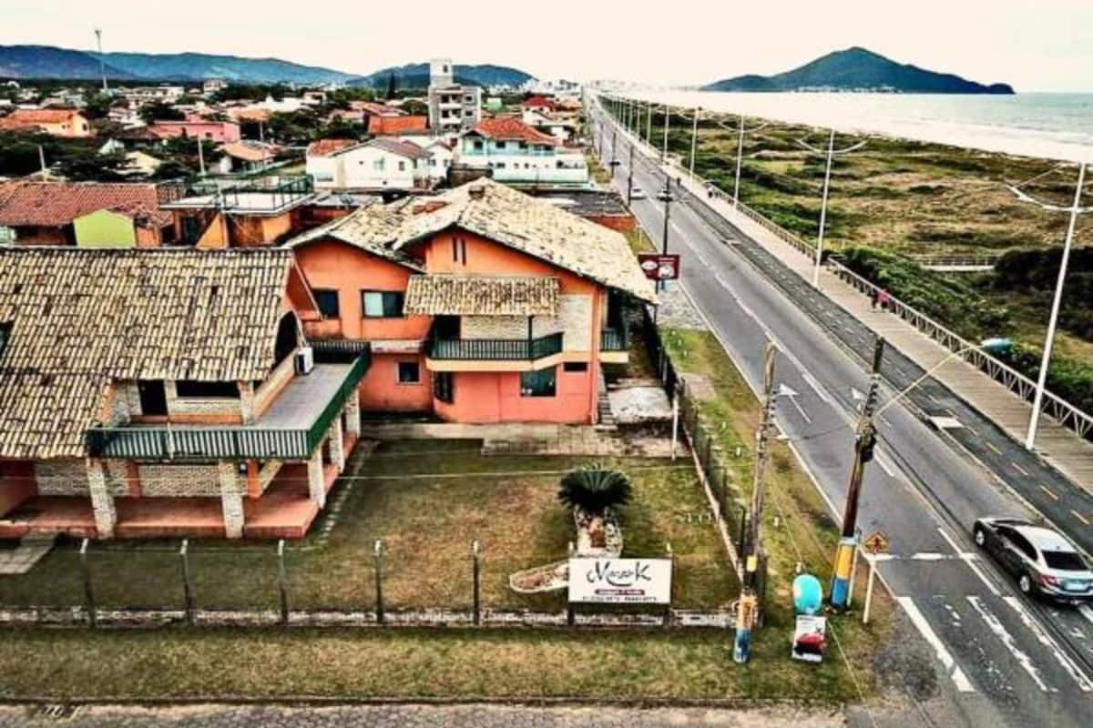 ESMERALDA 03 | Free WiFi, bed sheets