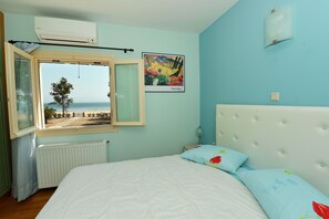 2 多间卧室、熨斗/熨衣板、上网接入、床单