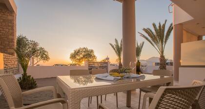 Kalamaki Riviera Deluxe Apartment