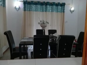 Servicio de comidas en la habitación