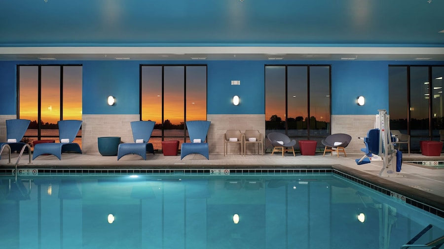 布尔利希尔顿欢朋酒店