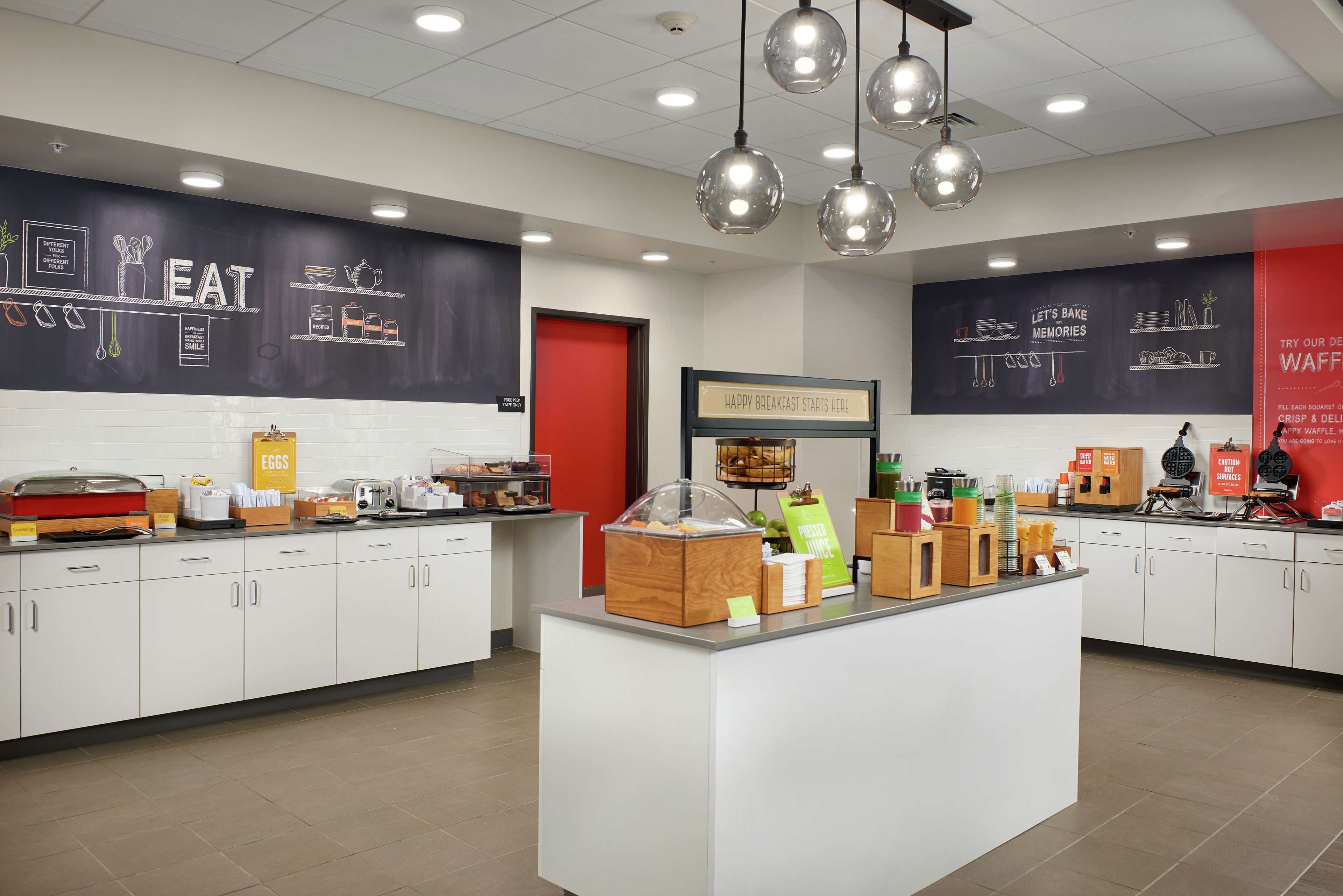 Sudah termasuk sarapan prasmanan setiap hari