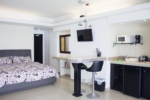 Comfort Studio Suite, Beach View