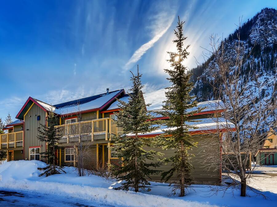 Comfort Condo, 2 Bedrooms, Kitchen | Courtyard view