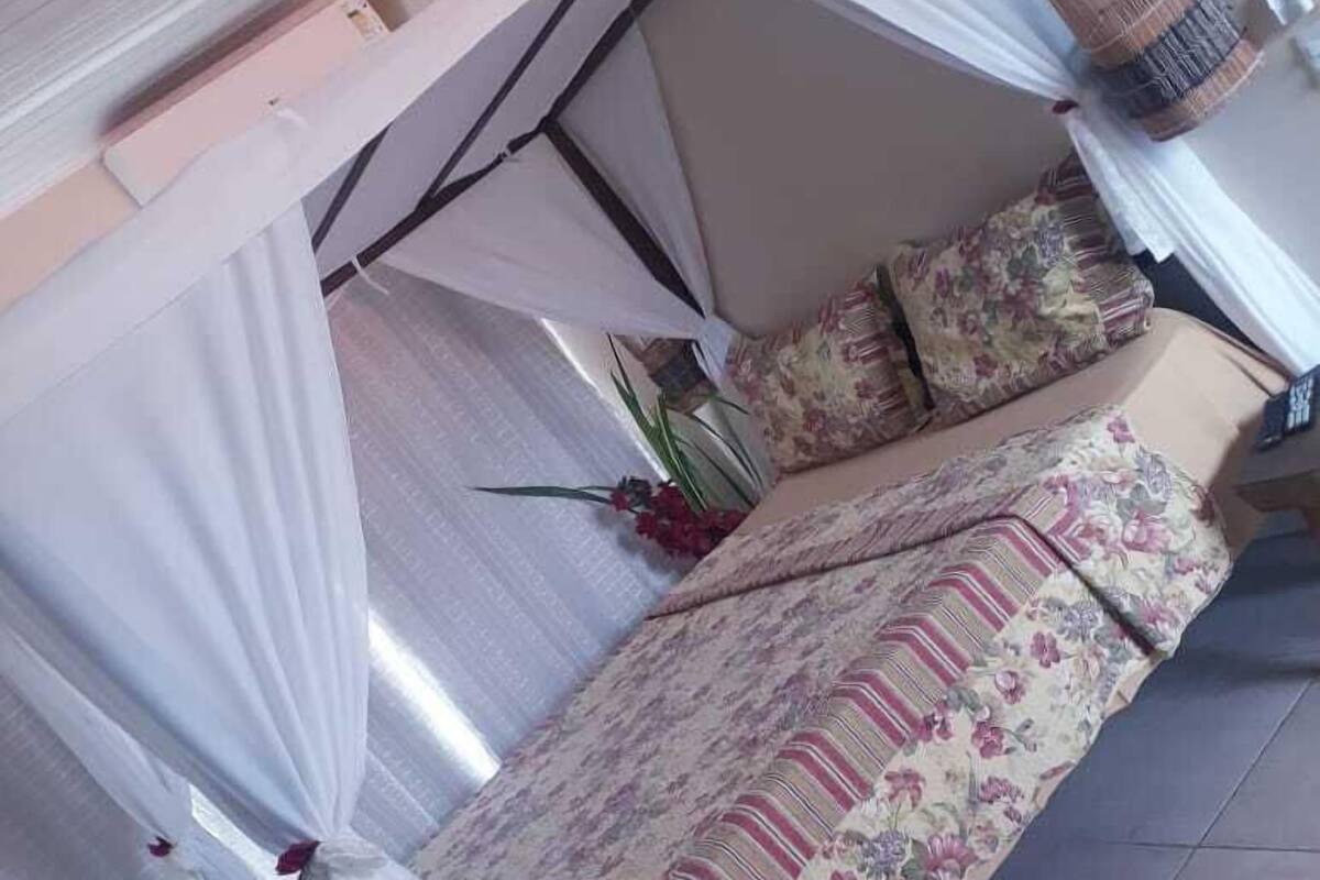 Habitación Confort | Wifi gratis y ropa de cama