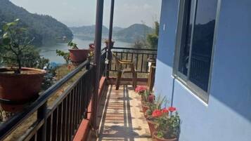 Basic Room | Balcony