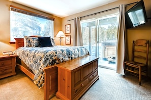 Comfort Condo, 2 Bedrooms, Kitchen