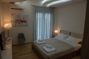3 bedrooms, in-room safe, iron/ironing board, WiFi - Alke Homme, Elegant Appartment, Acropolis (Αθήνα)