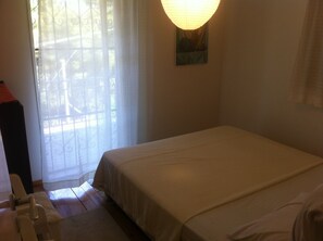 3 Schlafzimmer, Bügeleisen/Bügelbrett, Bettwäsche