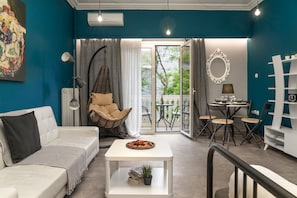 Apartment, 1 Bedroom | Living area | Smart TV, Netflix