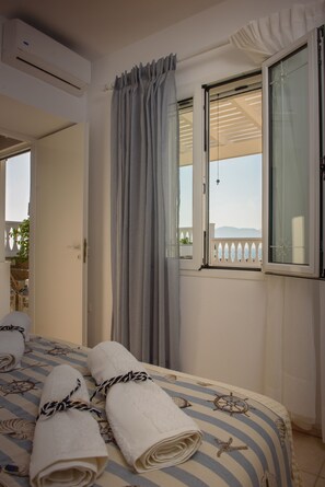 1 habitación, tabla de planchar con plancha, internet y ropa de cama