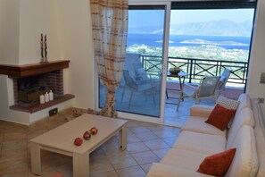 Télévision, cheminée