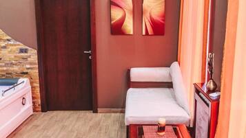 شقة مريحة | حمام | تجهيزات دش، مجففات شعر، خف للقدمين، مناشف