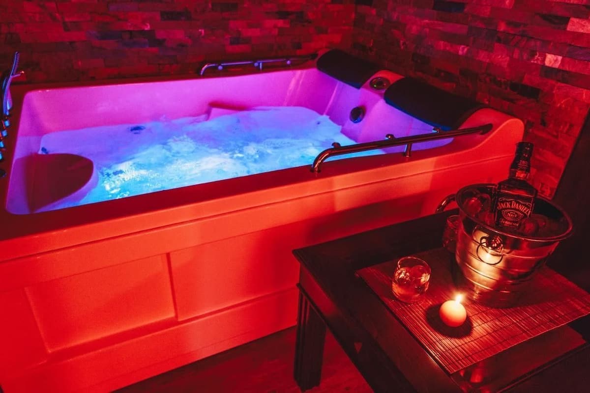 Comfort-Apartment | Eigener Whirlpool