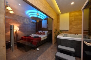 Luxury Apartment | Living area