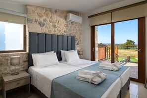 4 habitaciones, tabla de planchar con plancha, wifi y ropa de cama 