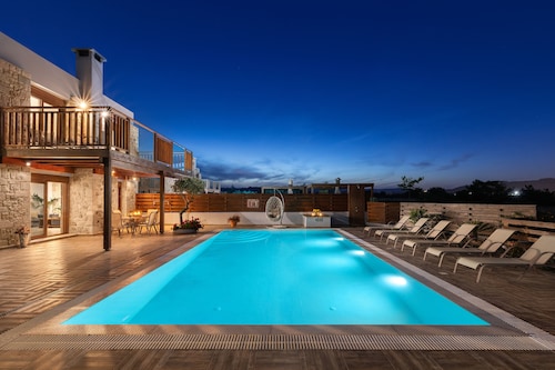 Sperveri Enalio Villas – Luxury Stone Sea View Villas With Big Private Pool