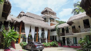 Parkir mandiri gratis