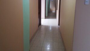 Hallway - Hostal Los Pinos (El Tambo)