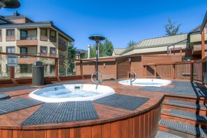 야외 스파 욕조