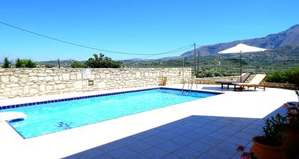 Eleanna Villen. Villa Anna