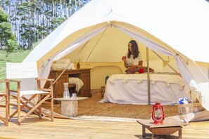 Exclusive Tent, 1 Queen Bed, Lagoon View | Premium bedding, pillowtop beds, in-room safe, iron/ironing board - Folk Glamp Tents (José Ignacio)