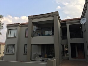 Exterior - Tntee Apartments (Roodepoort)