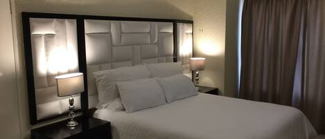 Basic Apartment, 3 Bedrooms | 3 bedrooms, blackout drapes, iron/ironing board, bed sheets