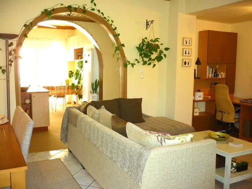 Moderni huoneisto - Koko ensimmäinen kerros