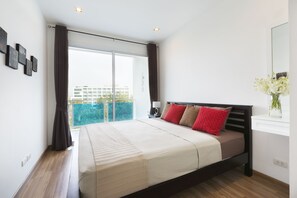 2 bedrooms, iron/ironing board, Internet, bed sheets - My Resort Beach Apartment 1 (Hua Hin)