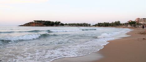 Aan het strand, ligstoelen aan het strand