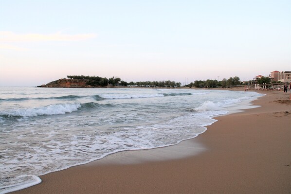 Aan het strand, ligstoelen aan het strand