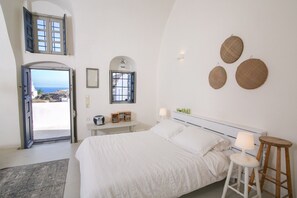 4 chambres, coffres-forts dans les chambres, fer et planche à repasser