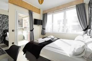 1 bedroom, in-room safe, desk, iron/ironing board
