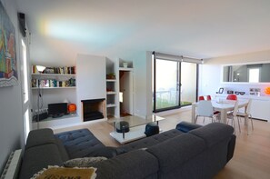 TV, fireplace - VILLA DEL GOLF 10 (Pals)