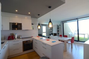 Fridge, microwave, oven, dishwasher - VILLA DEL GOLF 10 (Pals)