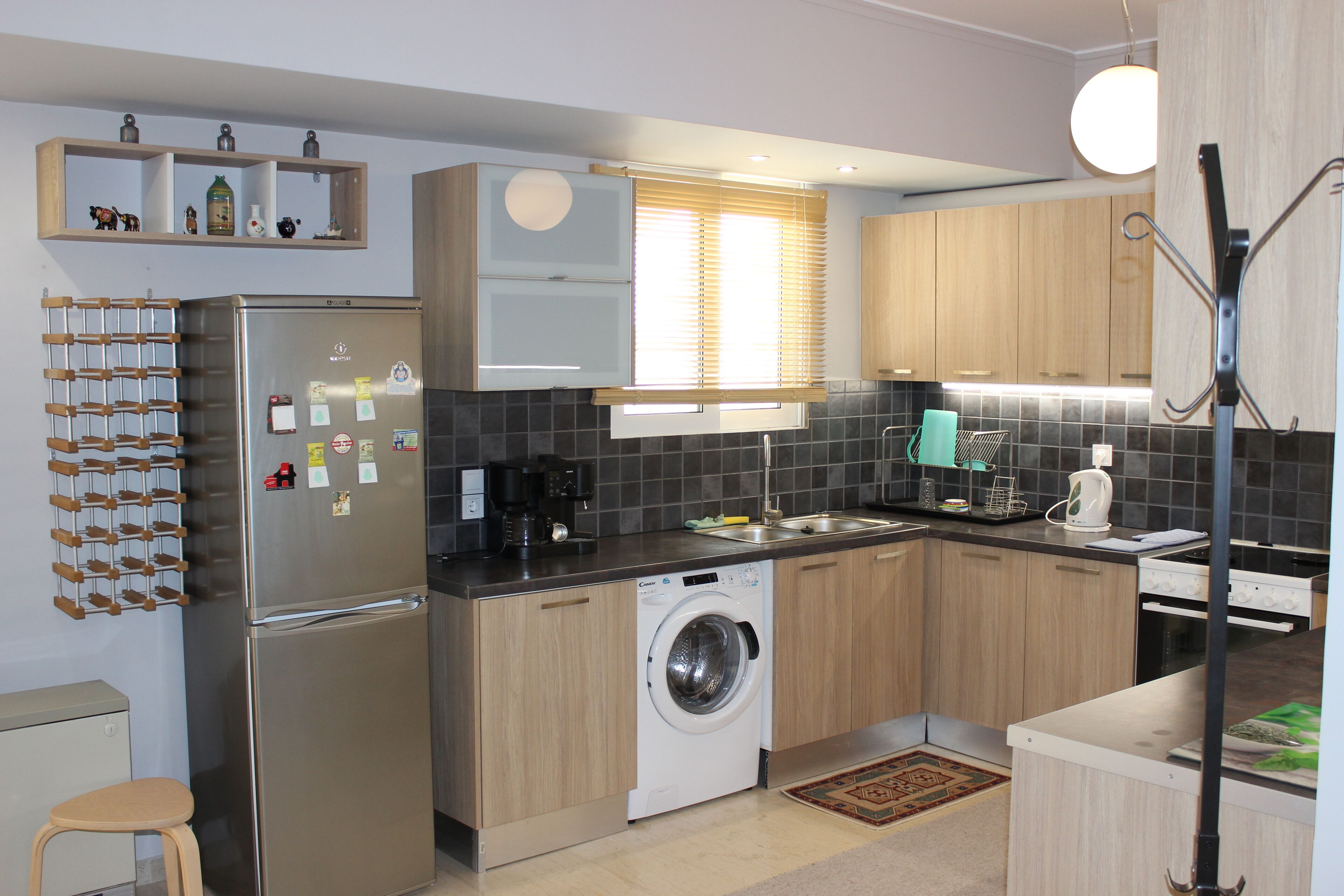 Refrigerador, microondas, horno y lavavajillas 