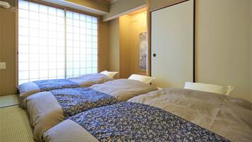 2 bedrooms, iron/ironing board, travel crib, WiFi