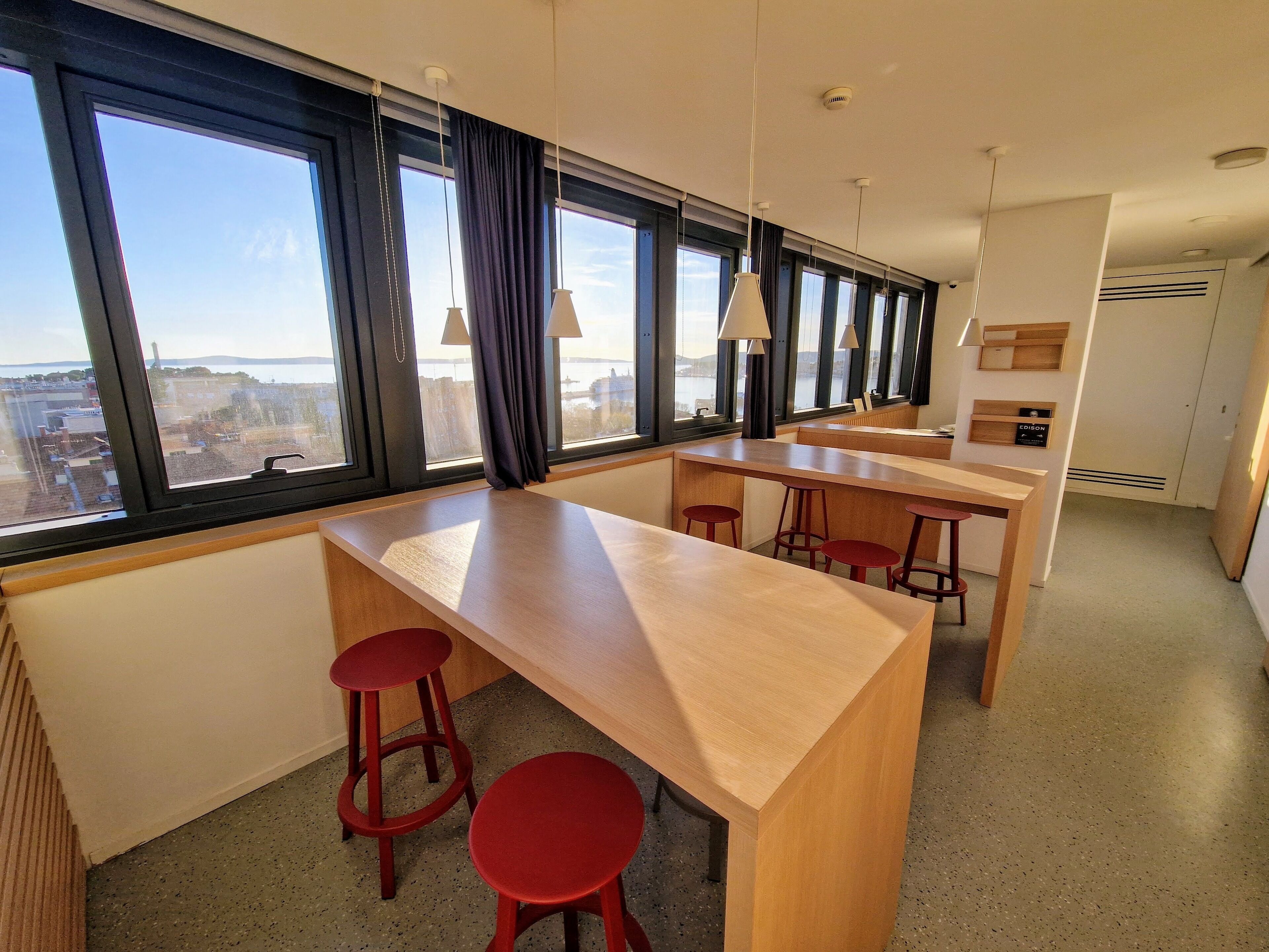 Photo - Horizon Luxury Suites