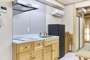 冷蔵庫、電子レンジ、コンロ、食器洗い機