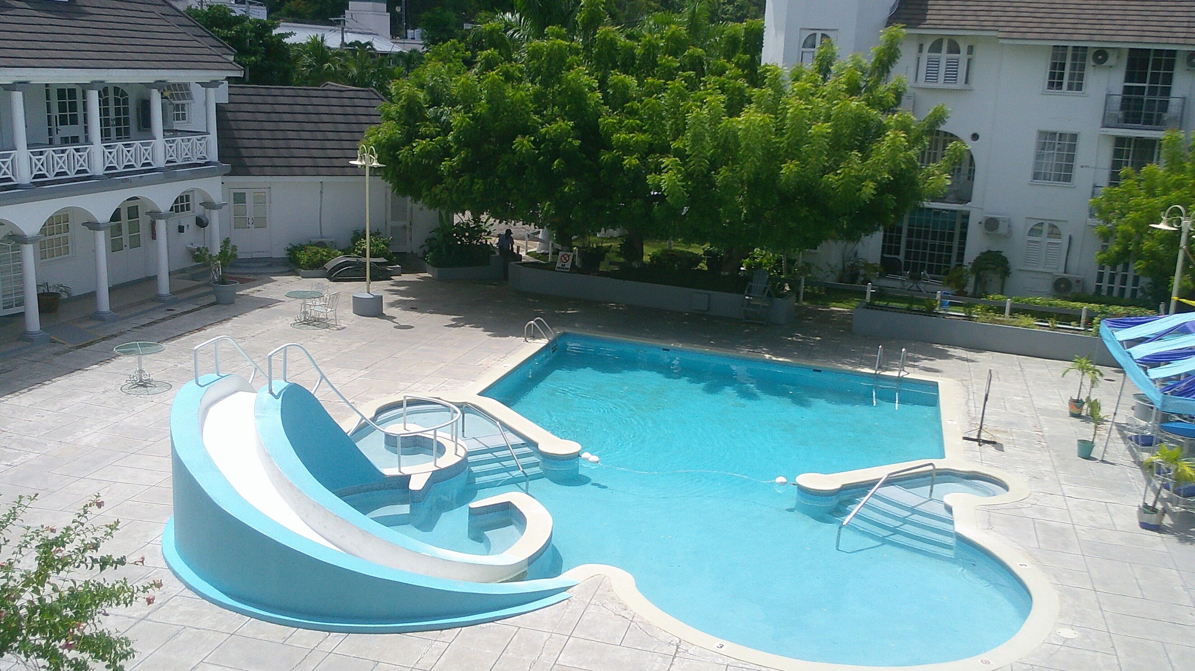 Family Penthouse, 2 Bedrooms, Mountain View | Courtyard view