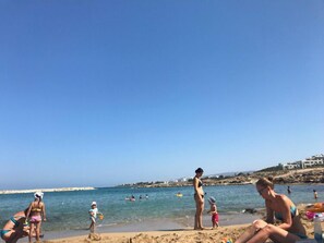 Beach nearby, sun-loungers, beach towels
