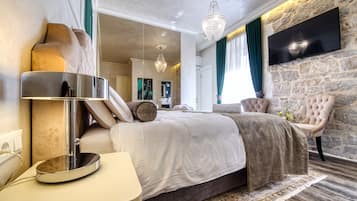 Camera Design con letto matrimoniale o 2 letti singoli, vista cortile (11) | Biancheria da letto di alta qualità, minibar