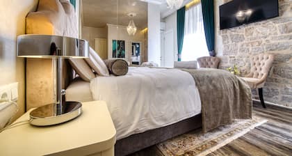 Riva Palace - design rooms