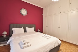 3 Schlafzimmer, Schreibtisch, Bügeleisen/Bügelbrett, kostenloses WLAN