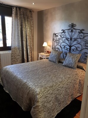 2 bedrooms, desk, iron/ironing board, WiFi - Beautiful apartment with views-Garnatxa (Pontons)