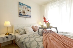 3 bedrooms, soundproofing, iron/ironing board, cots/infant beds - Villa Harmony (Zadar)