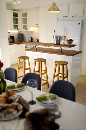 In-room dining - Villa Harmony (Zadar)