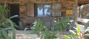 Elea maison en pierre vue mer