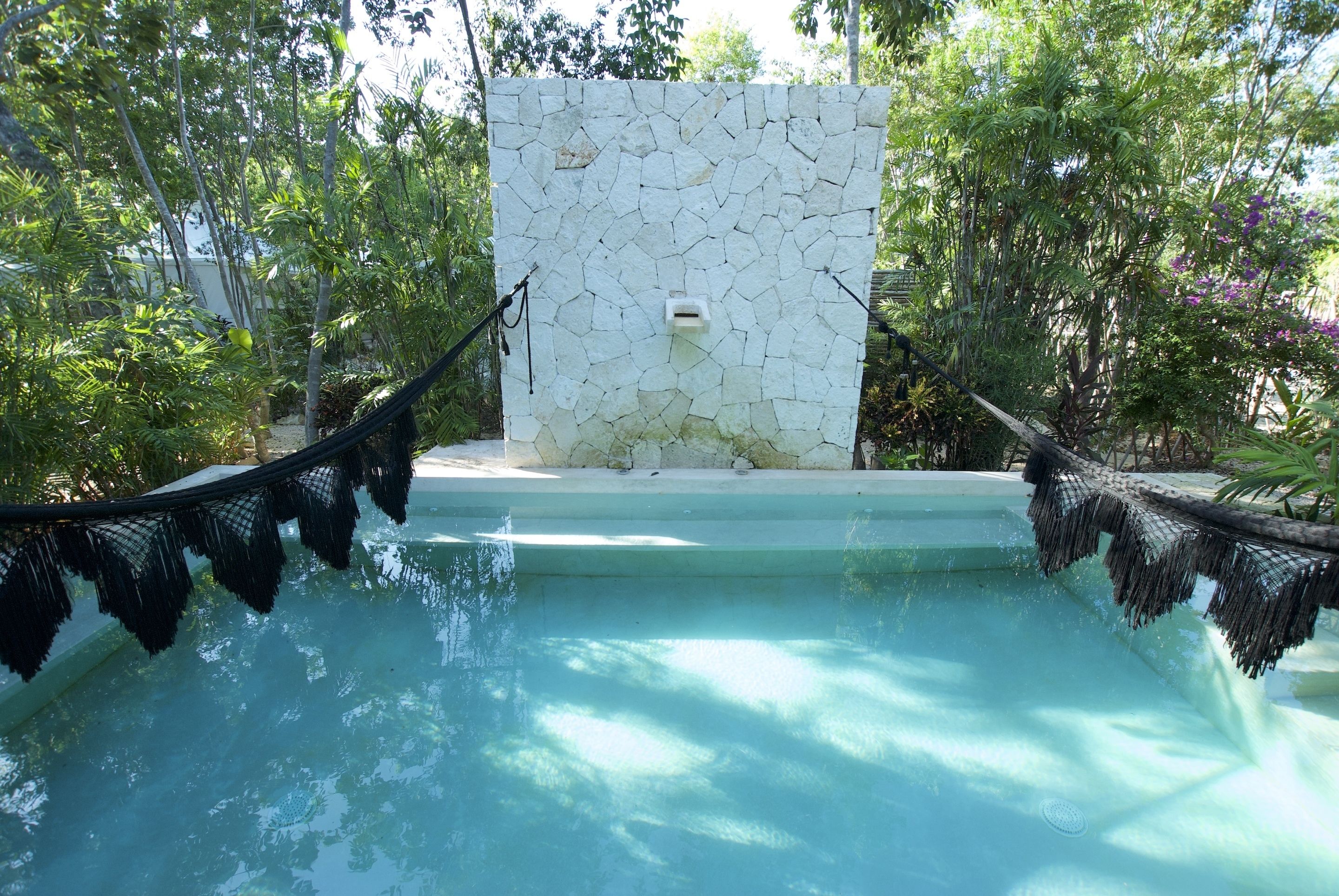 outdoor pool, free pool cabanas, pool umbrellas